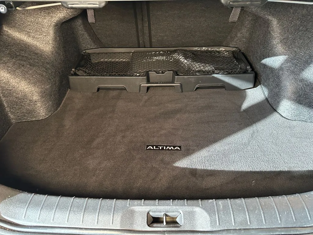 Nissan Altima photo 23