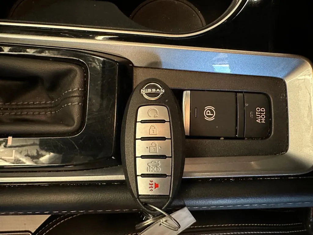 Nissan Altima photo 17