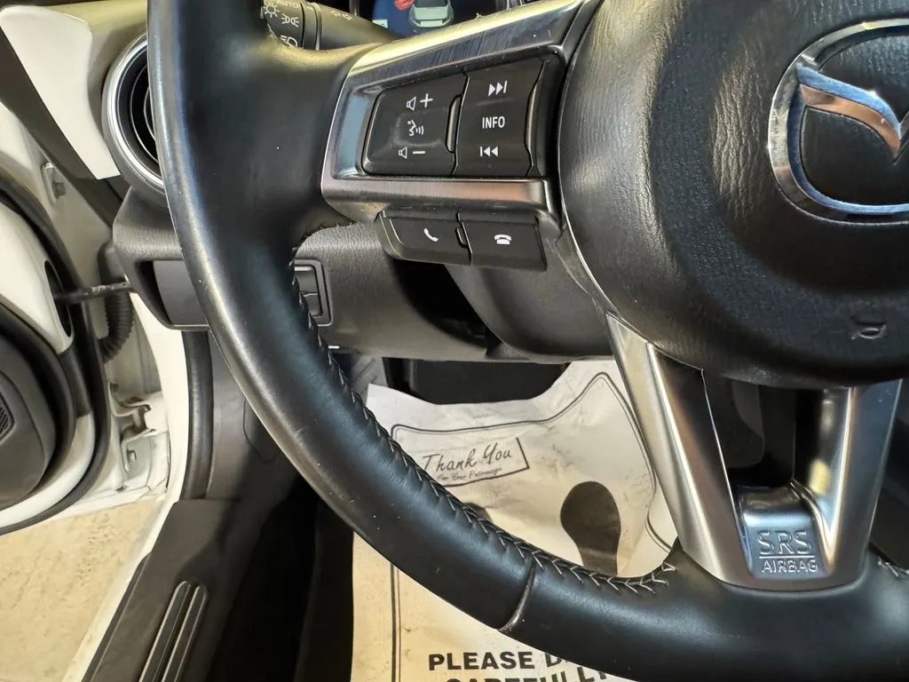 Mazda MX-5 photo 10