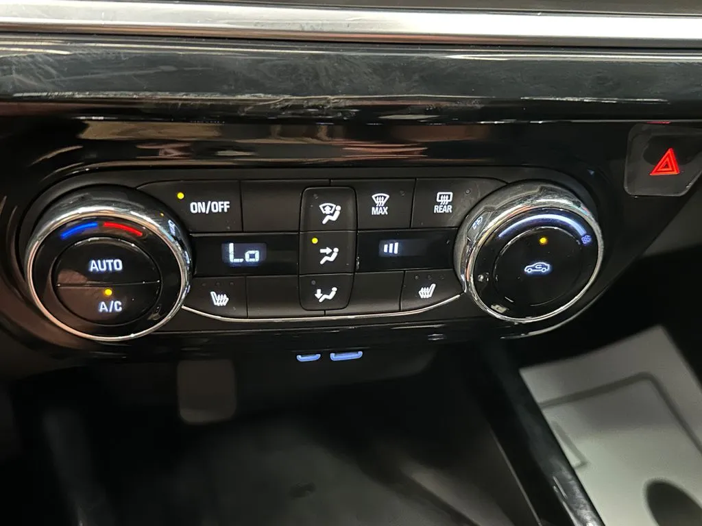 Chevrolet Trax photo 14