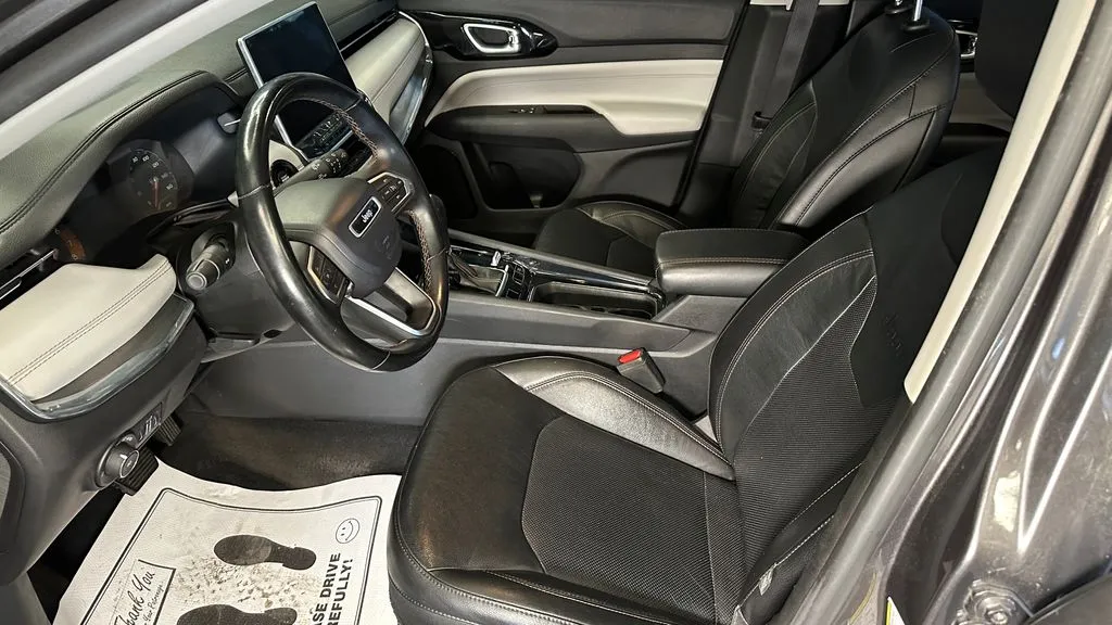 Jeep Compass photo 20