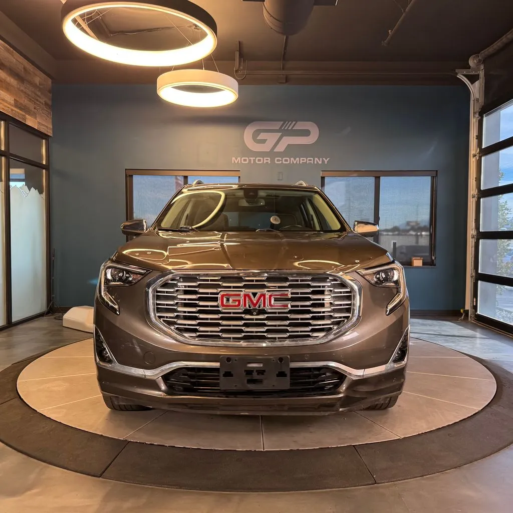 GMC Terrain photo 8