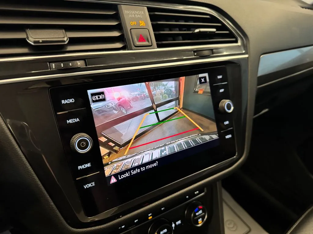 Volkswagen Tiguan photo 13