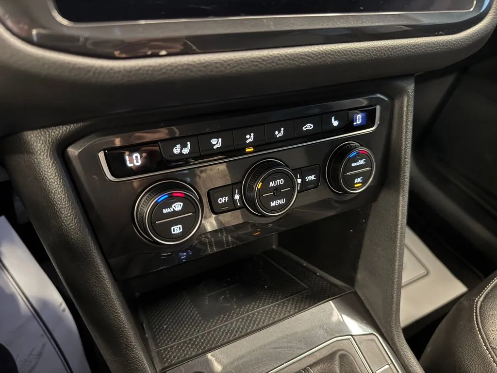 Volkswagen Tiguan photo 14