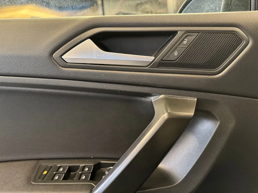 Volkswagen Tiguan photo 18