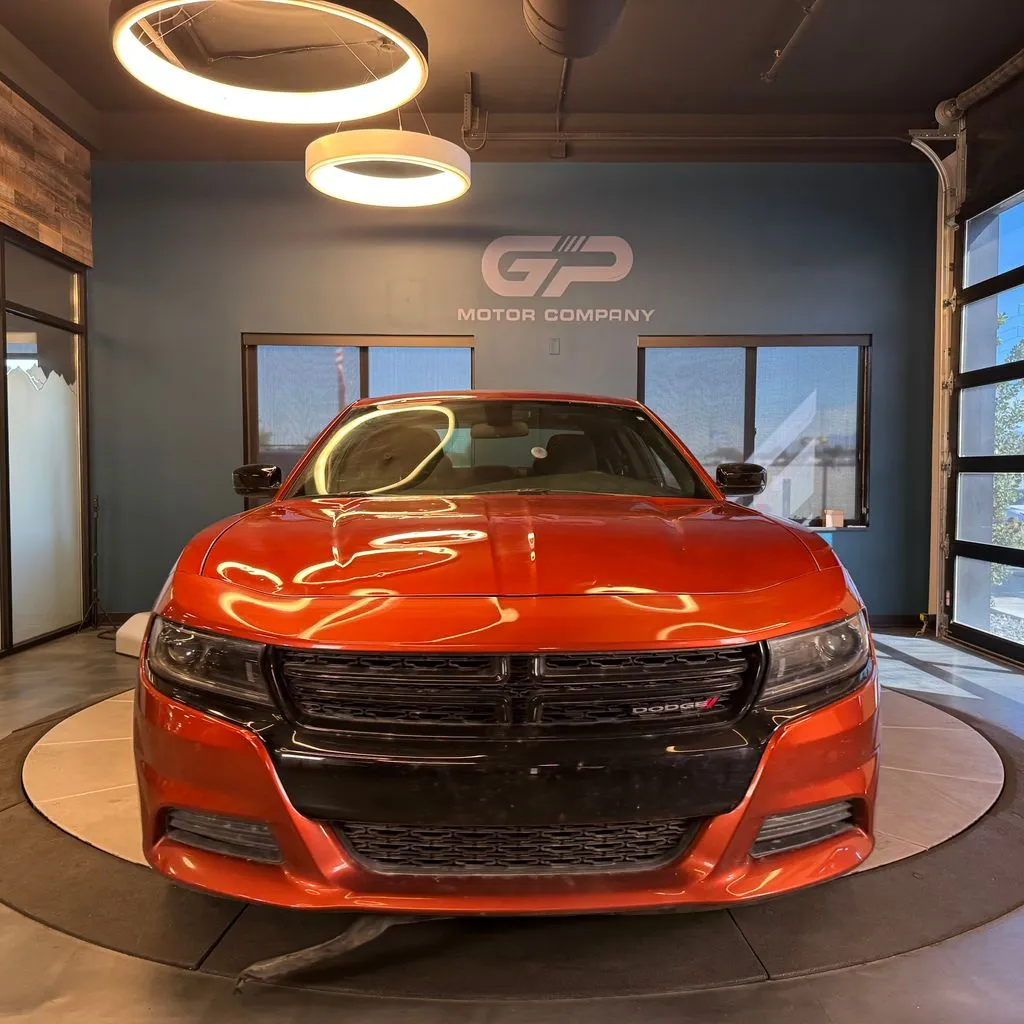 Dodge Charger photo 8