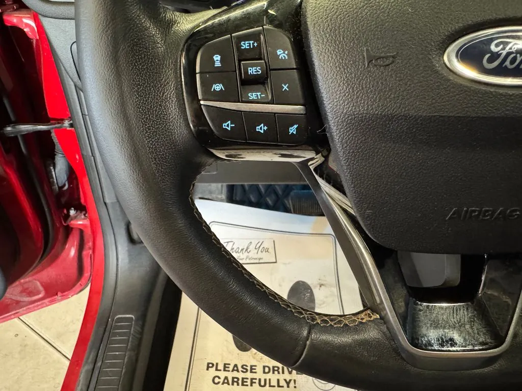 Ford Escape photo 11