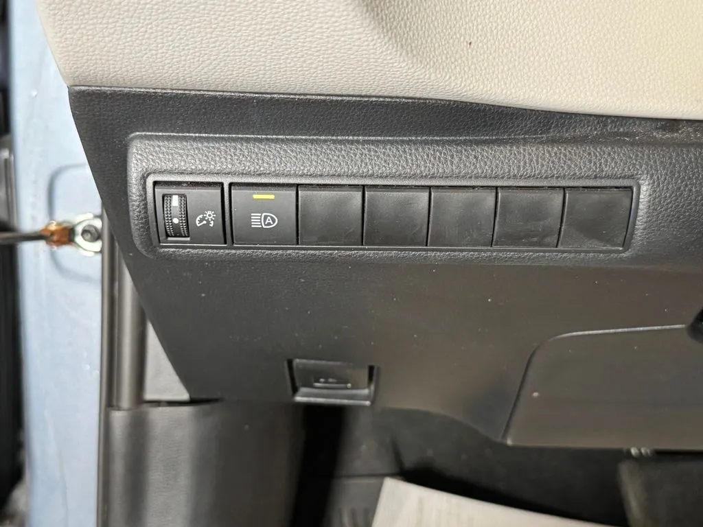Toyota Corolla photo 18