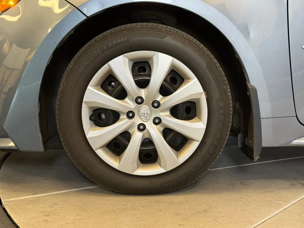 Toyota Corolla photo 25