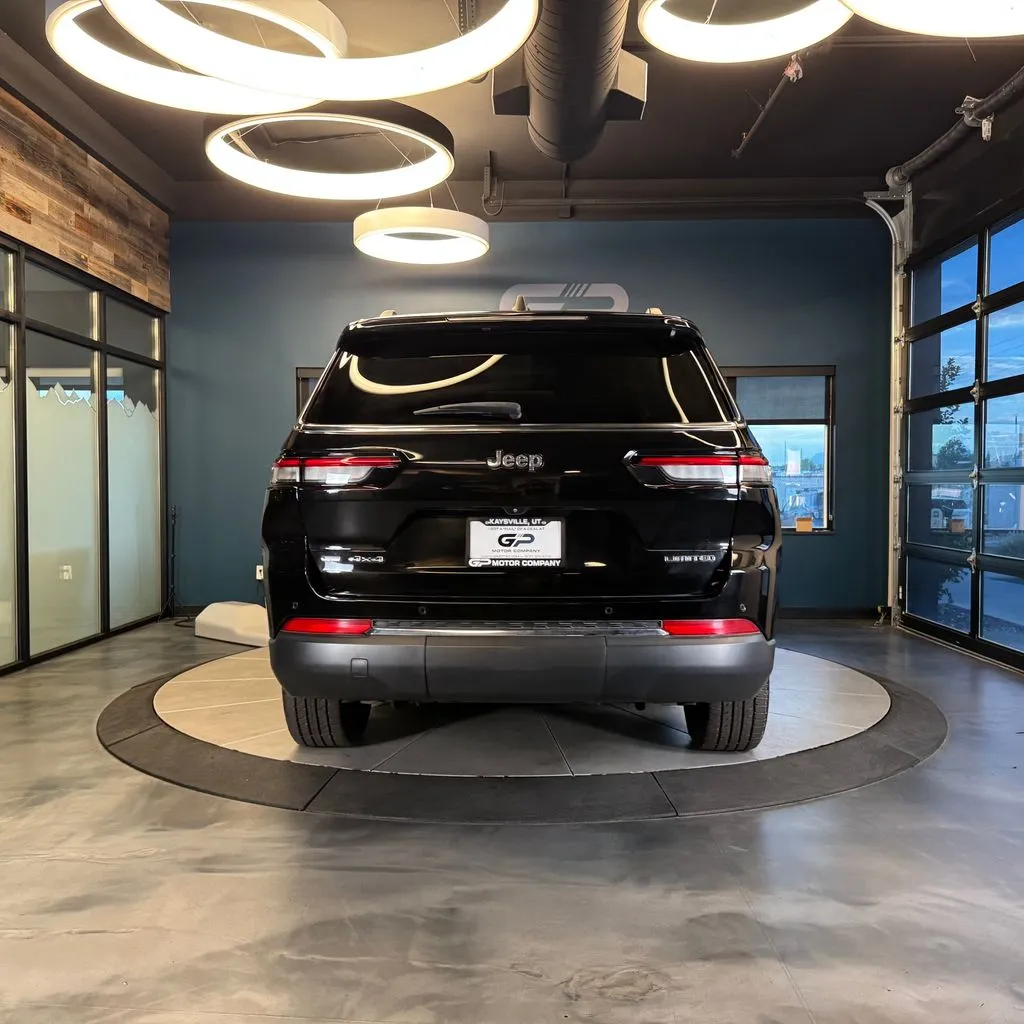 Jeep Grand Cherokee L photo 4