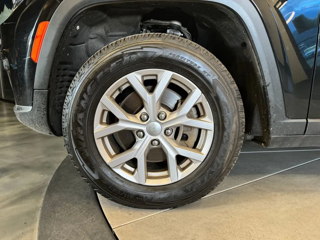 Jeep Grand Cherokee L photo 26