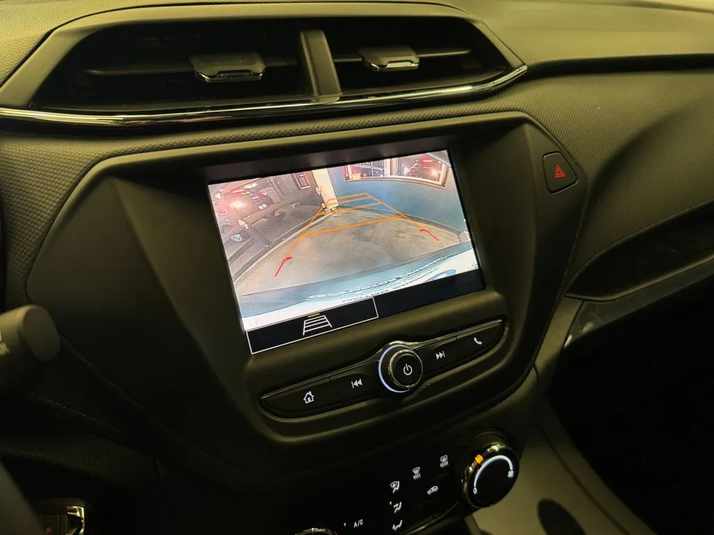 Chevrolet Trailblazer photo 14