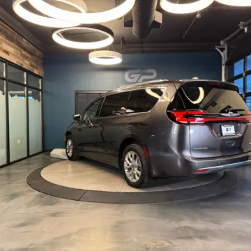 More photos of 2021 Chrysler Pacifica Touring L at GP Motor Company, UT