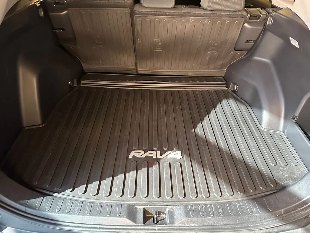 Toyota RAV4 photo 21