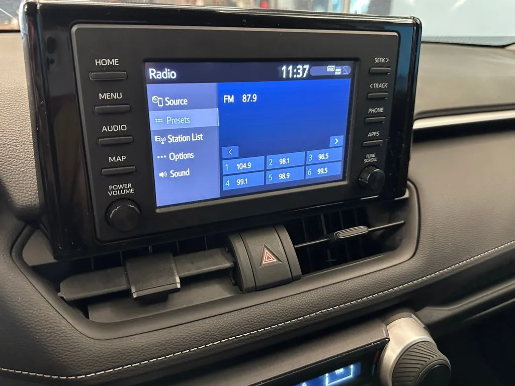Toyota RAV4 photo 13