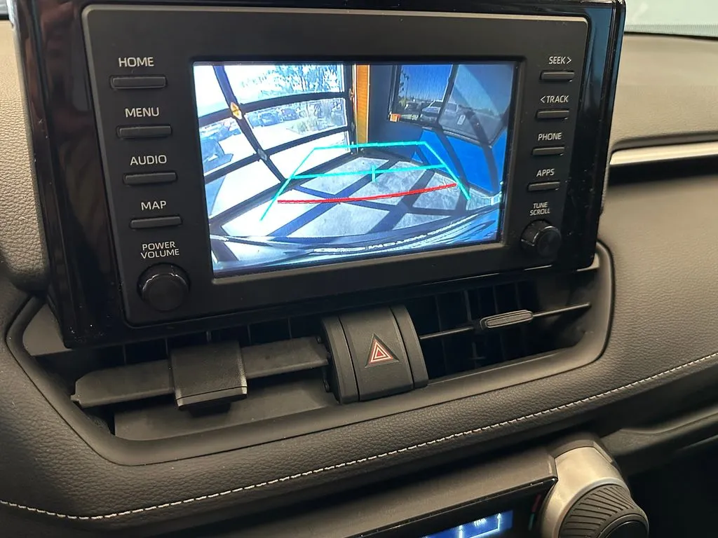 Toyota RAV4 photo 14