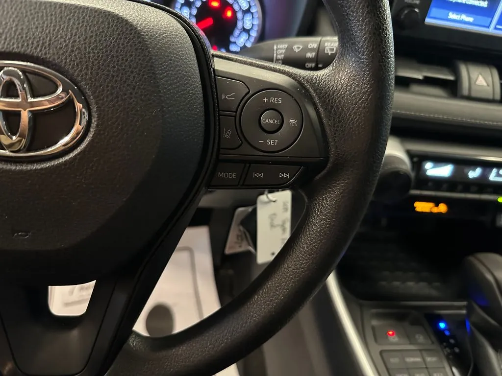 Toyota RAV4 photo 12