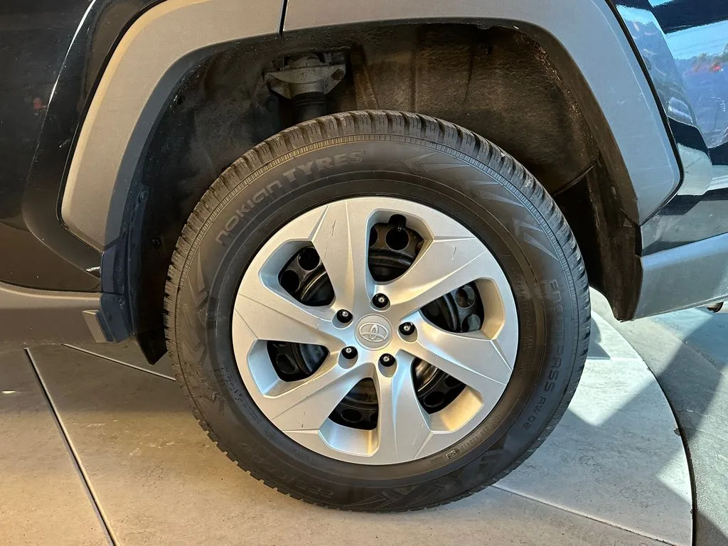 Toyota RAV4 photo 24