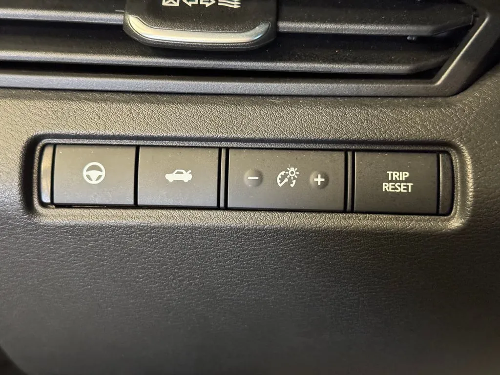 Nissan Altima photo 18