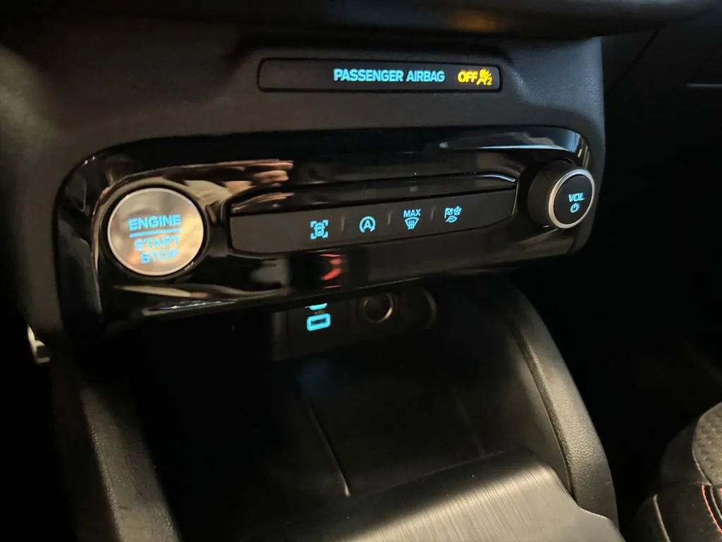 Ford Escape photo 16