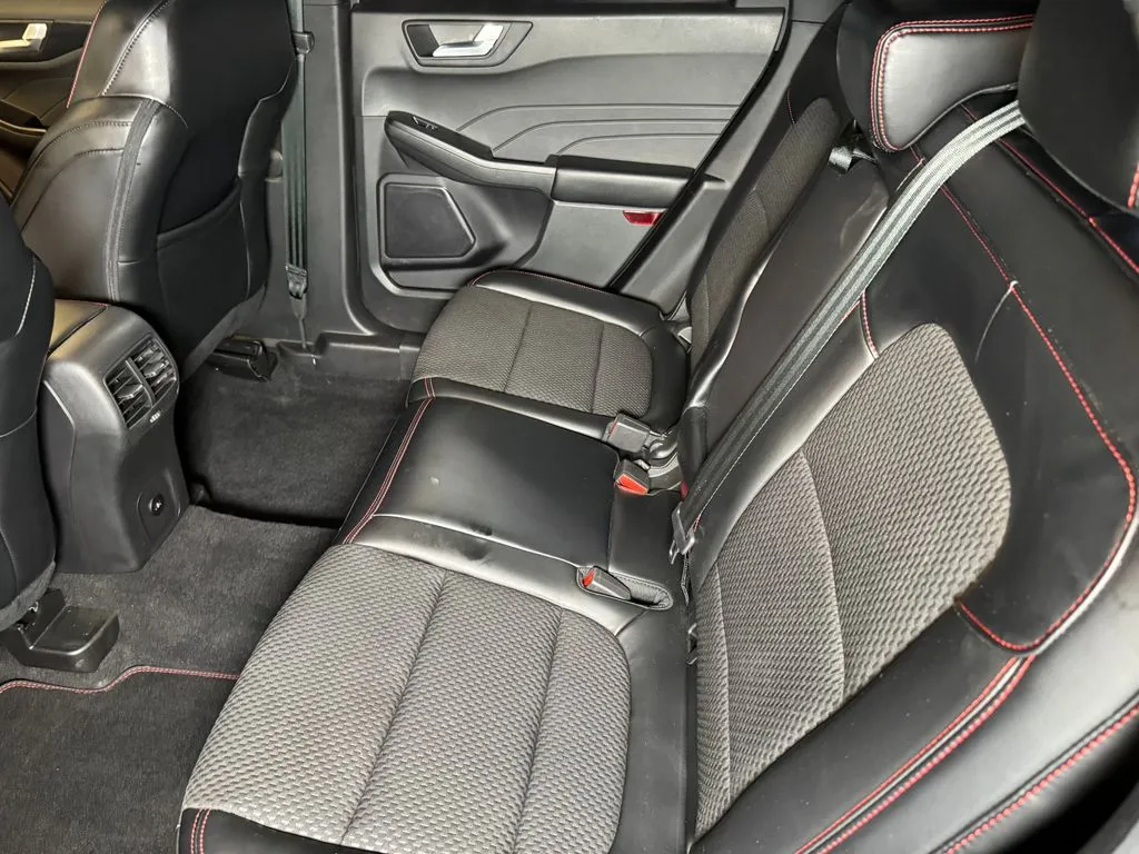 Ford Escape photo 22
