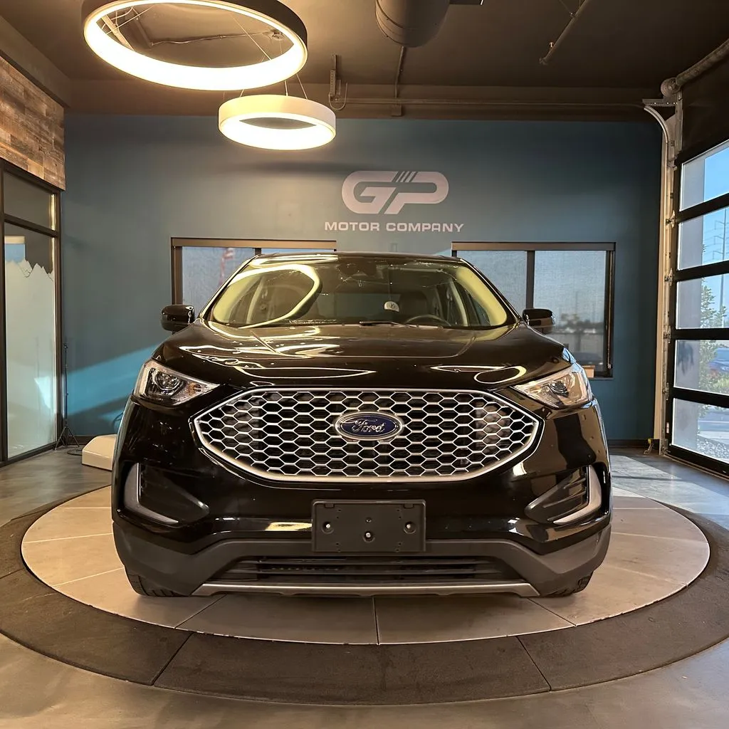 Ford Edge photo 8