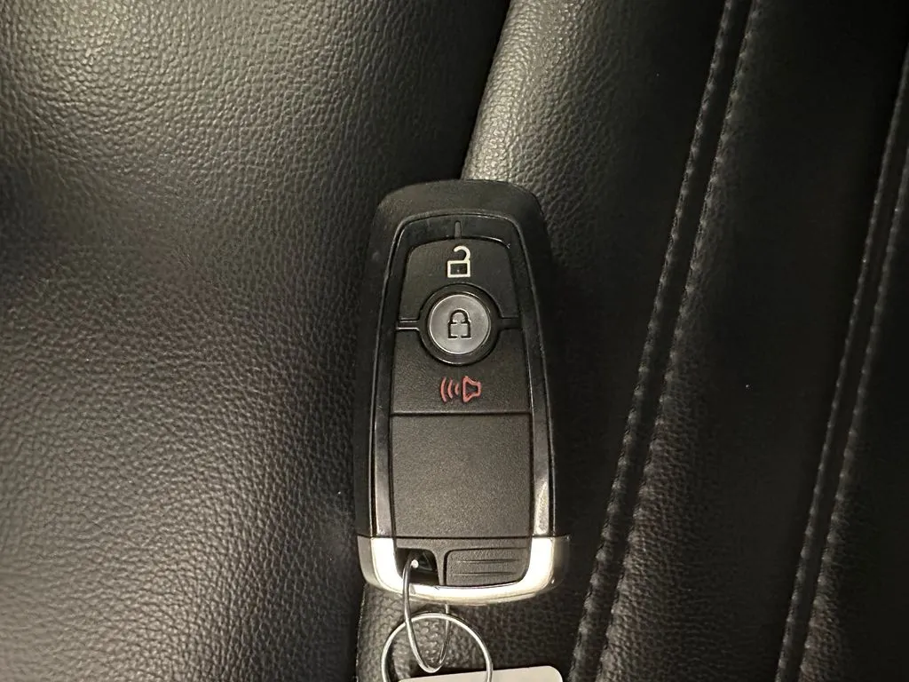 Ford Edge photo 17
