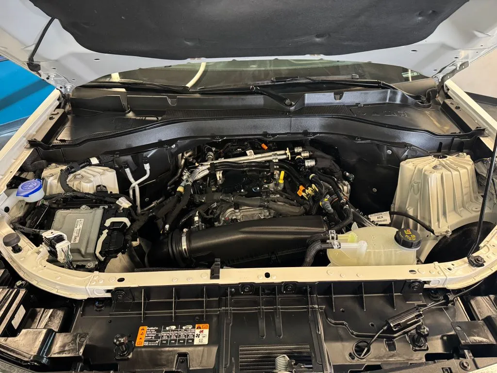 Ford Explorer photo 23