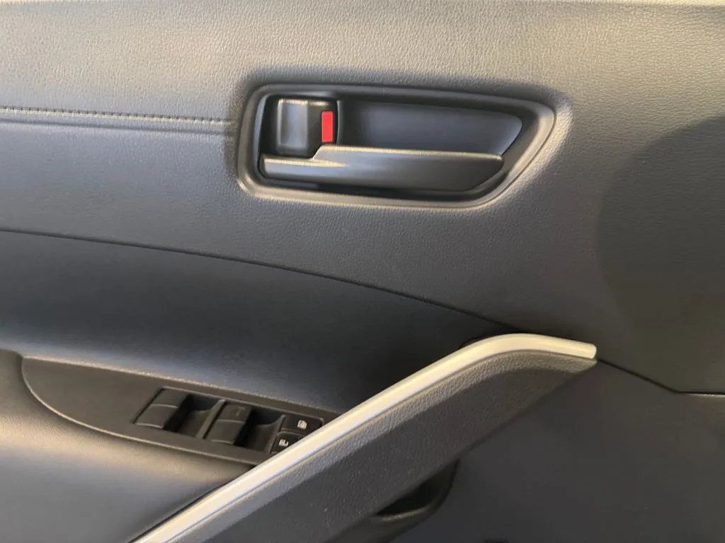 Toyota Corolla Cross photo 19