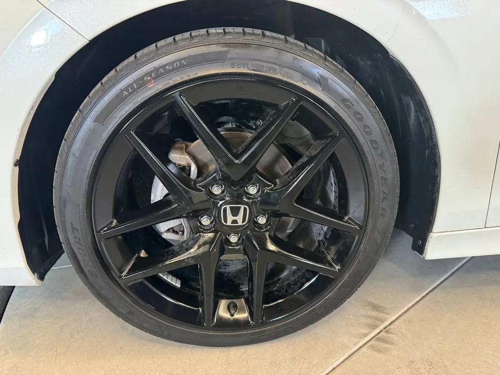 Honda Civic photo 25