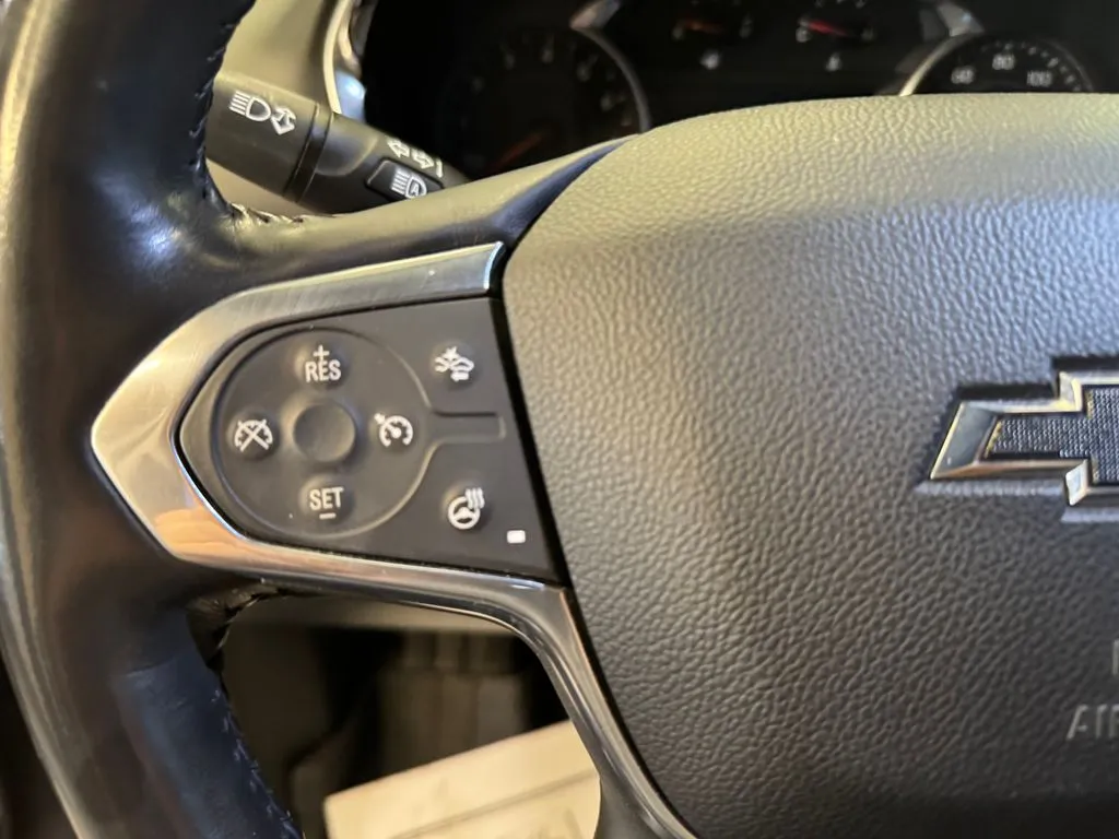 Chevrolet Traverse photo 11
