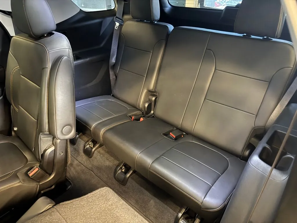 Chevrolet Traverse photo 22
