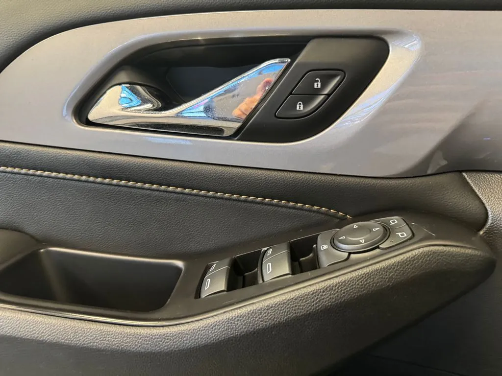 Chevrolet Traverse photo 19