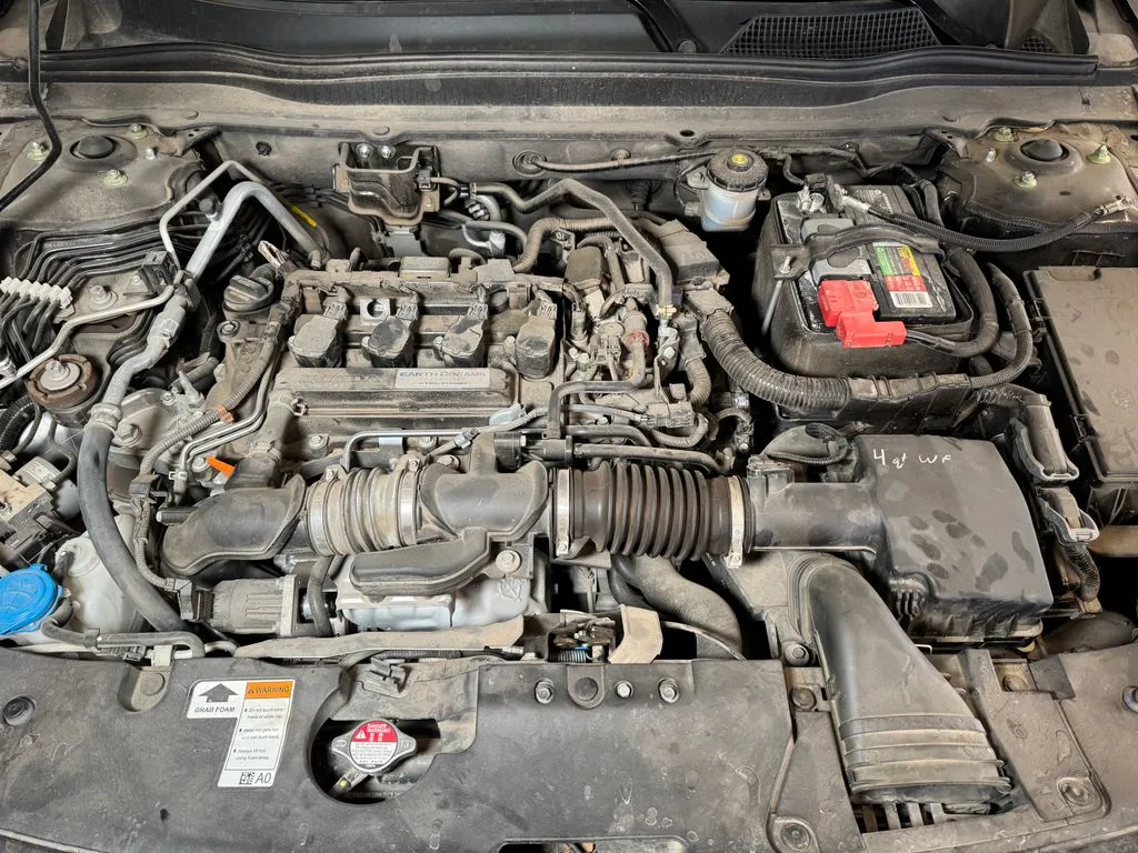 Honda Accord photo 23