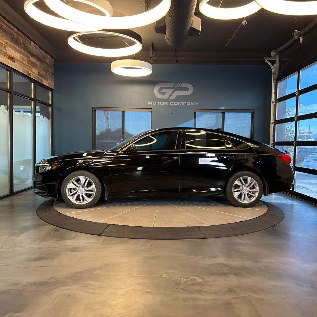 Honda Accord photo 6
