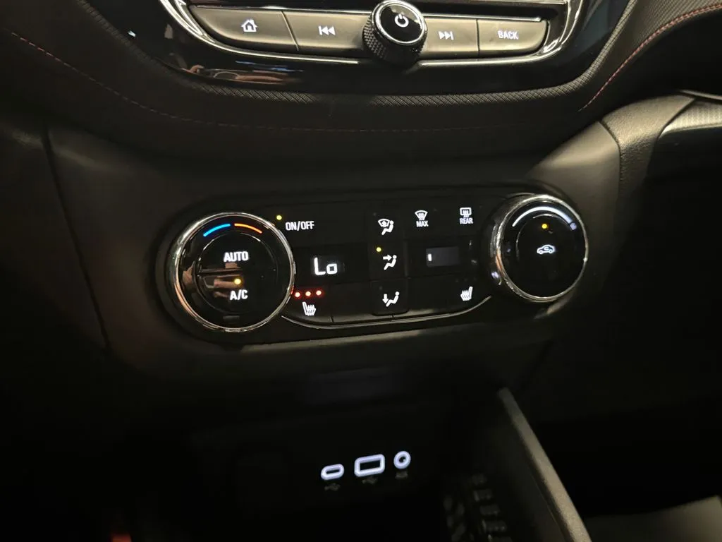 Chevrolet Trailblazer photo 15