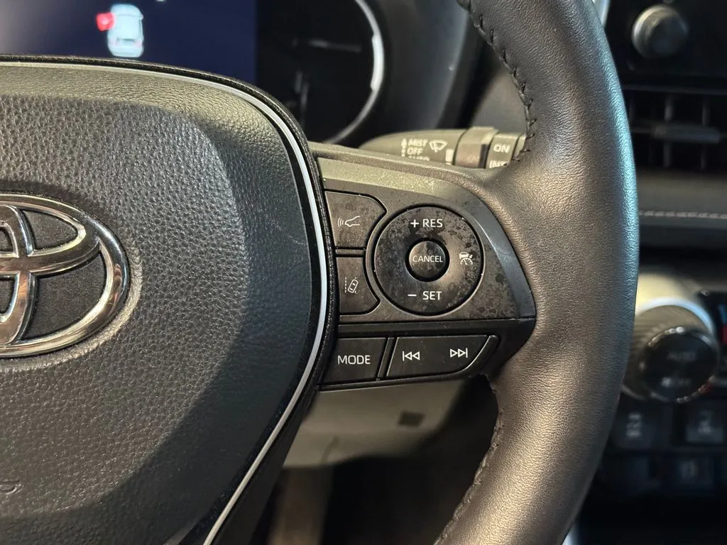 Toyota RAV4 photo 12