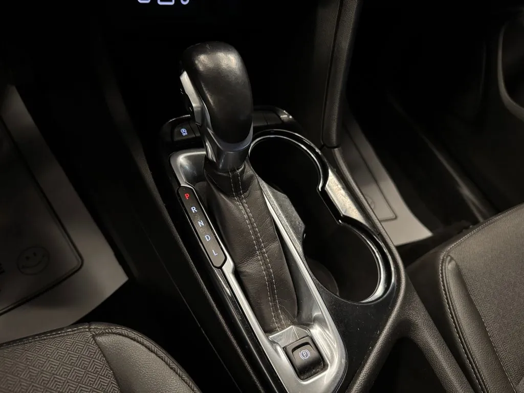 Buick Encore GX photo 16