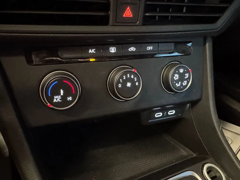 Volkswagen Jetta photo 15