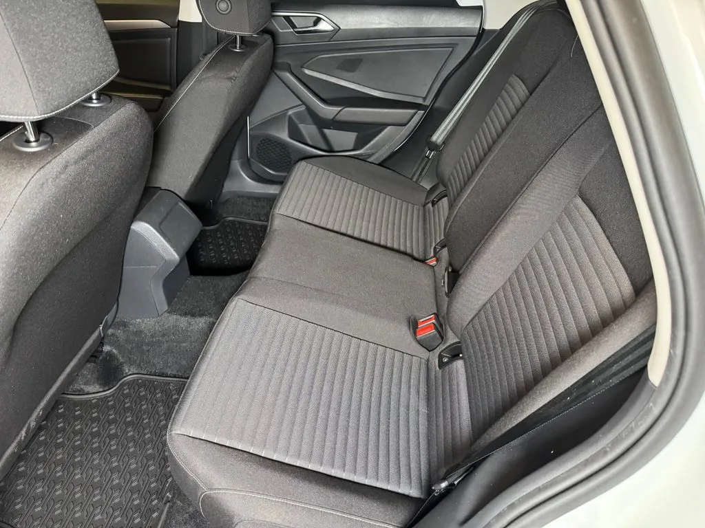 Volkswagen Jetta photo 21