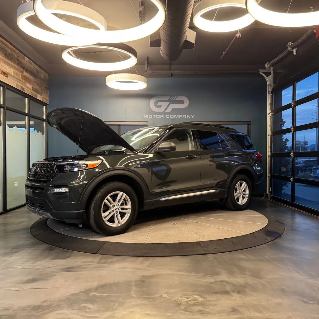 Ford Explorer photo 25