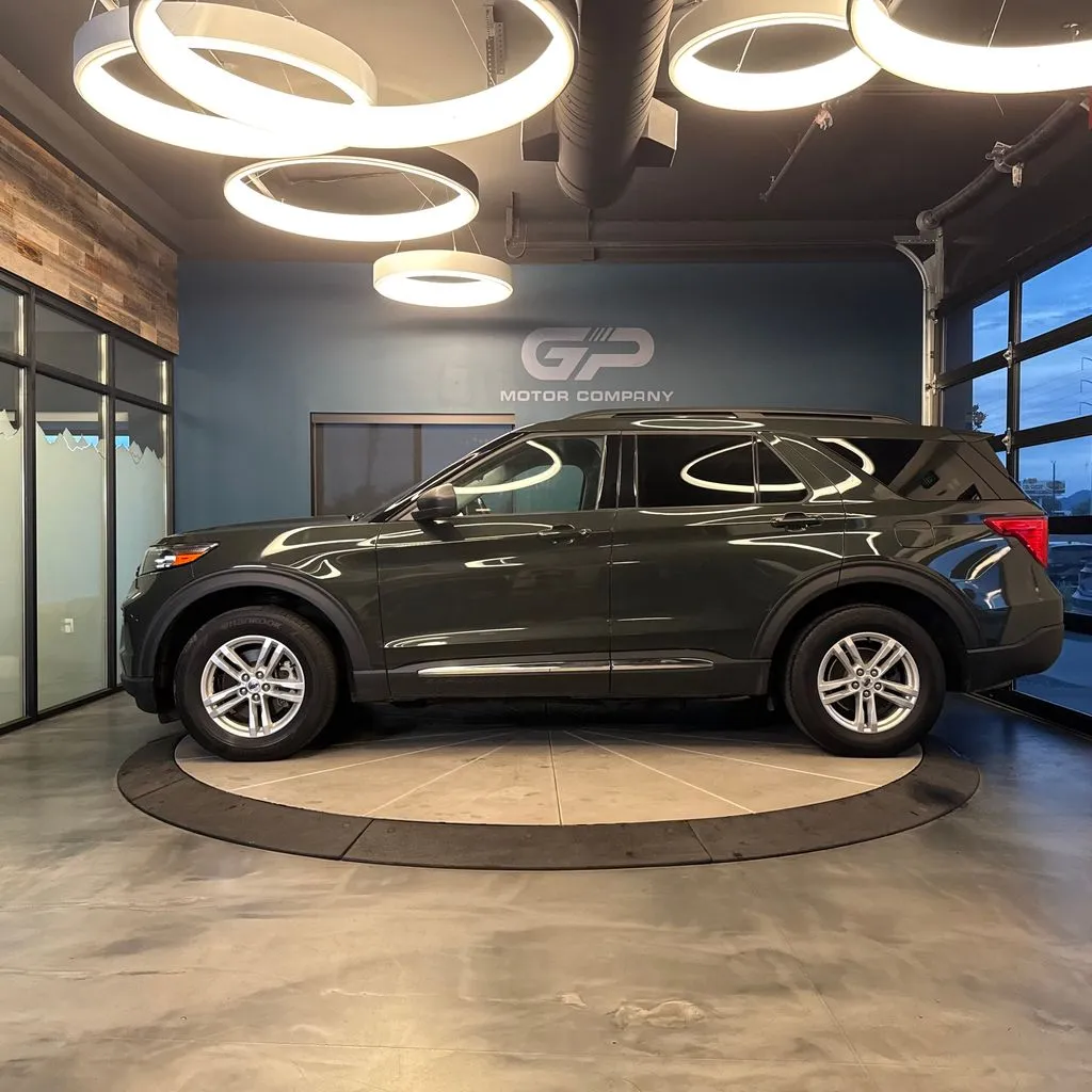 Ford Explorer photo 6