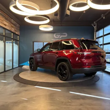 More photos of 2023 Jeep Grand Cherokee Limited at GP Motor Company, UT