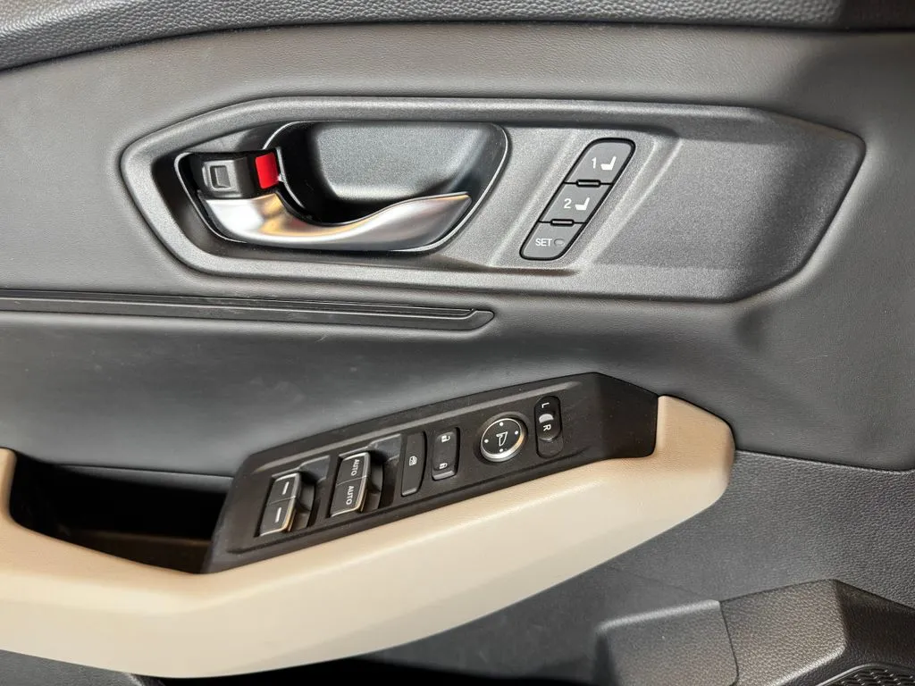 Honda Accord photo 18