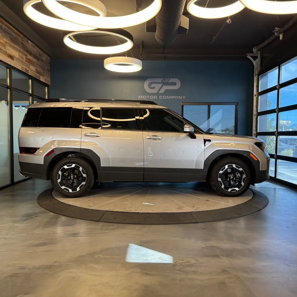 Hyundai Santa Fe photo 2