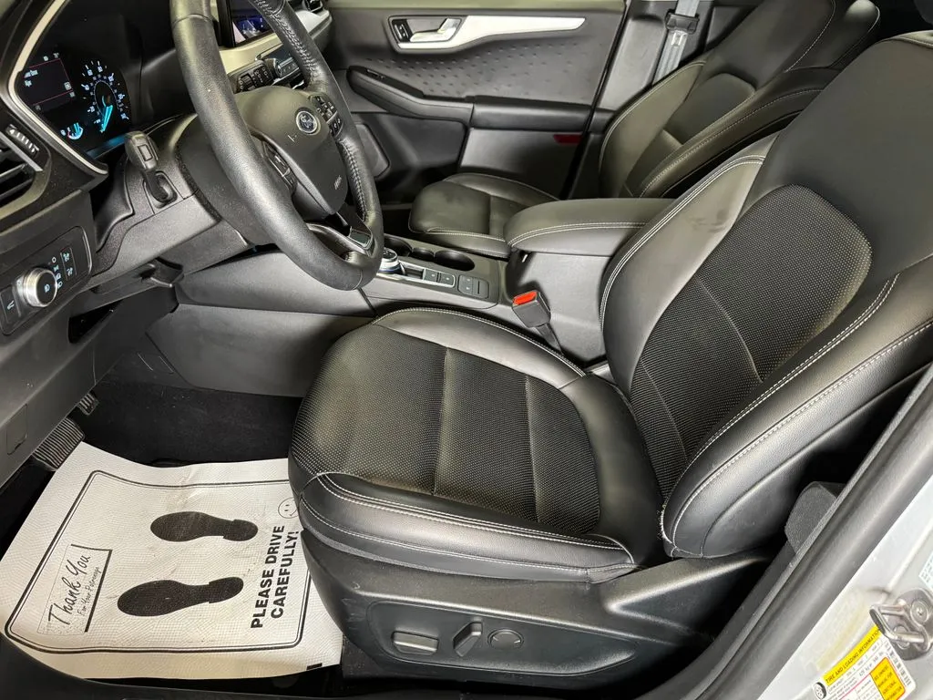 Ford Escape photo 20
