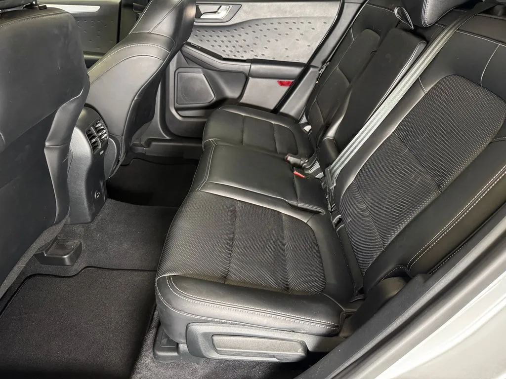 Ford Escape photo 21