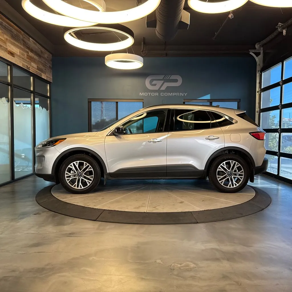 Ford Escape photo 6