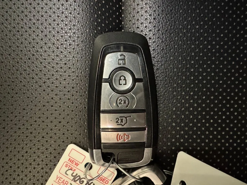 Ford Escape photo 17