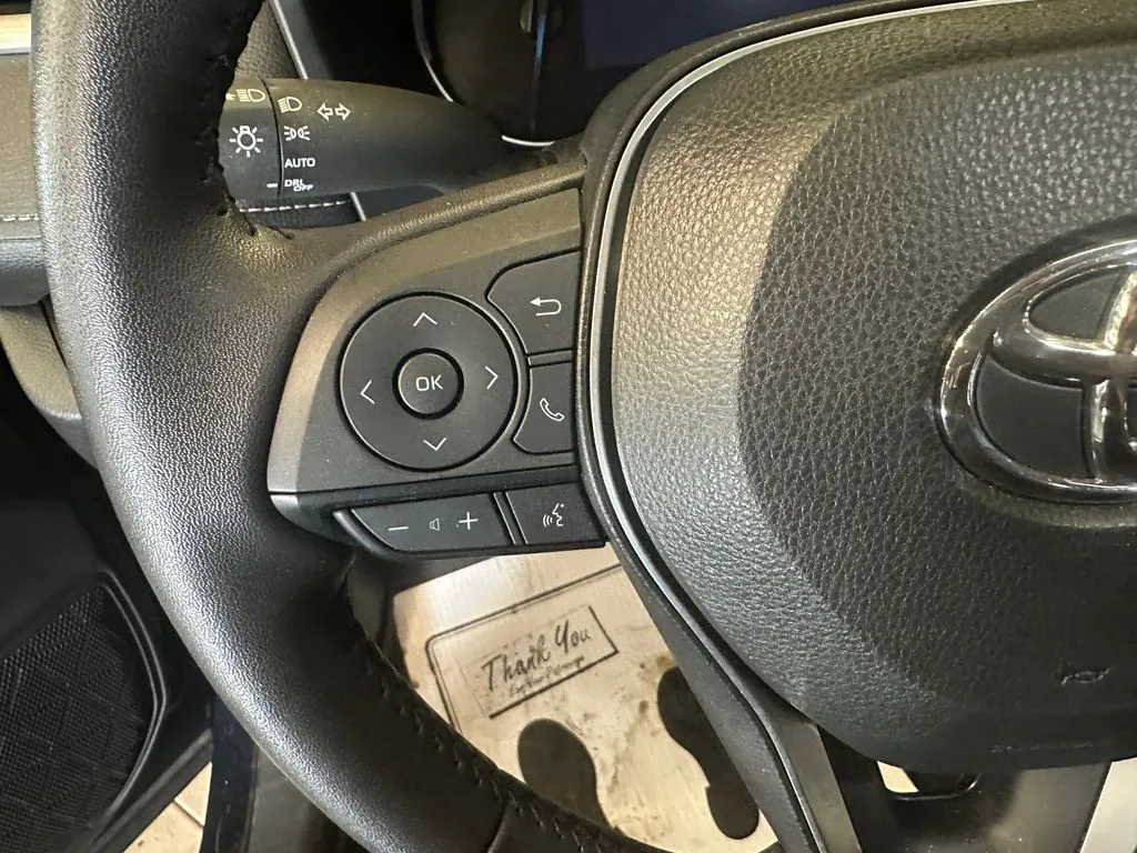 Toyota RAV4 photo 11